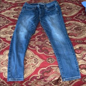 dark washed super stretch short skinny jeans